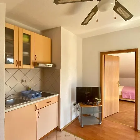 Radulj Pensión 3*